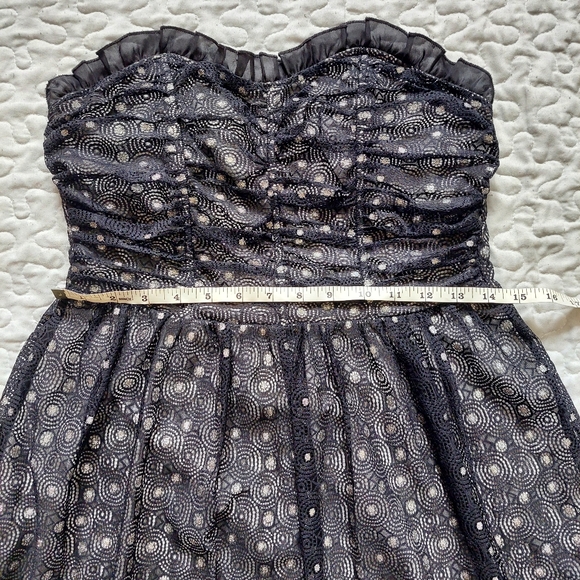 Strapless black and silver lace dress with ruffle and ribbon details - Picture 2 of 7